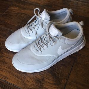 Women’s Nike Air Max Thea